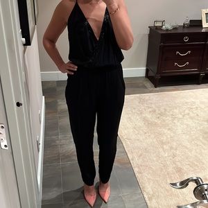 Diane Von Furstenberg black jumper size 4